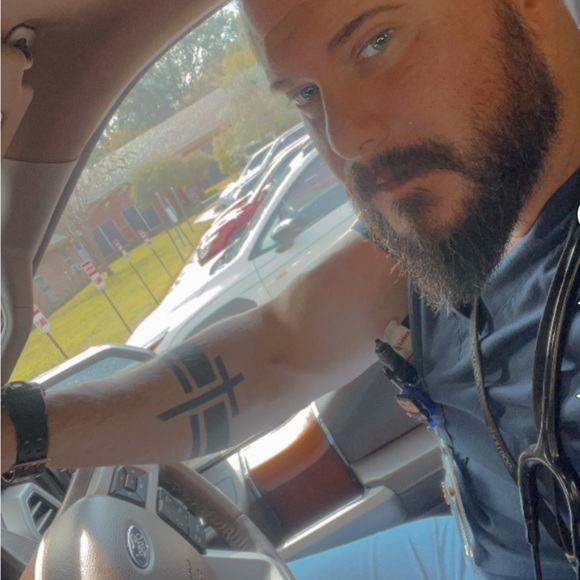 Meet your Posher, Russ - Picture 9 of 9